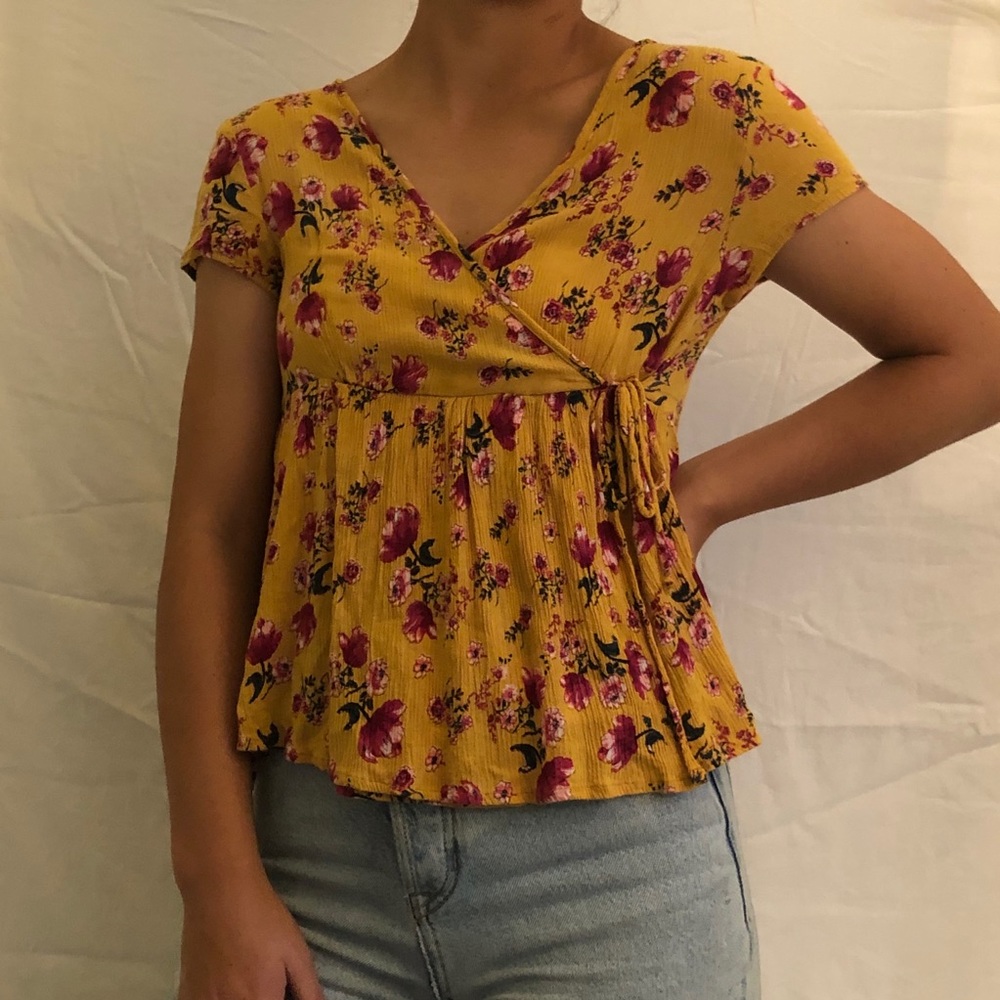 Patrons of Peace Tilly’s Top